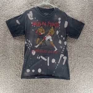 Entree Shirt Mens Small Black Iron Mike Cassius Clay Legacy‎ VS Greatness Boxing